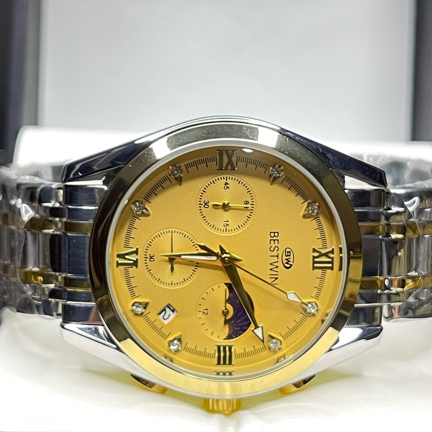 BESTWIN ChronoMaster™ – Gold Dial Premium